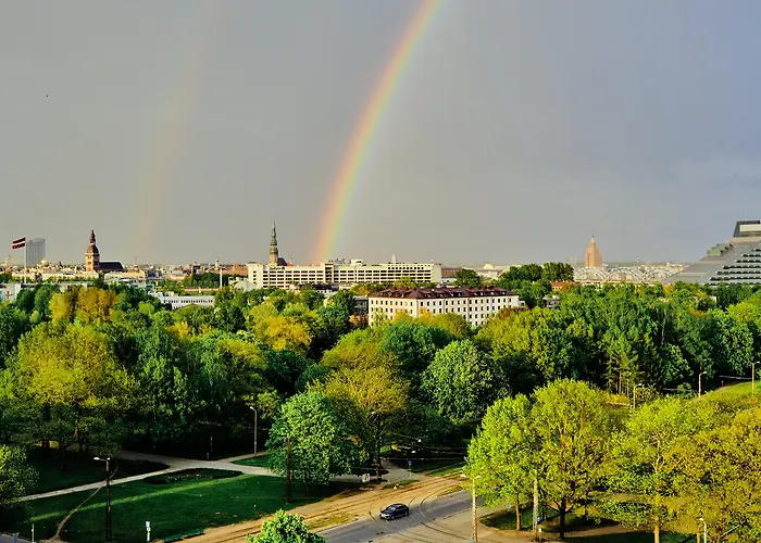 Отель Bellevue Park With Free Parking