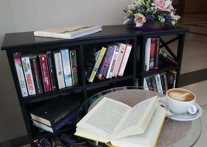 Bellevue Park With Free Parking Отель