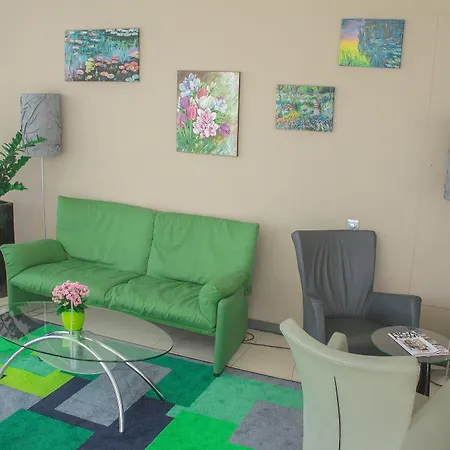 Bellevue Park With Free Parking 4*