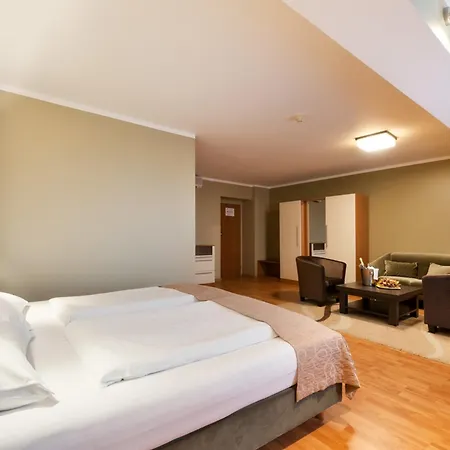 Bellevue Park With Free Parking 4* Riga