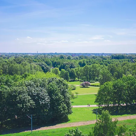 Bellevue Park With Free Parking