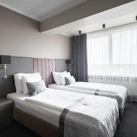 Отель Bellevue Park With Free Parking 4*