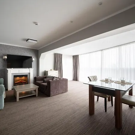 Bellevue Park With Free Parking Riga