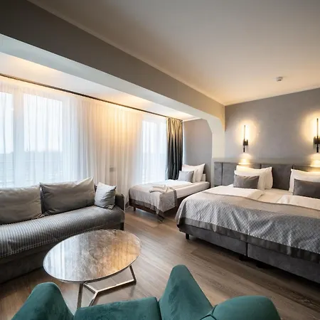 Bellevue Park With Free Parking