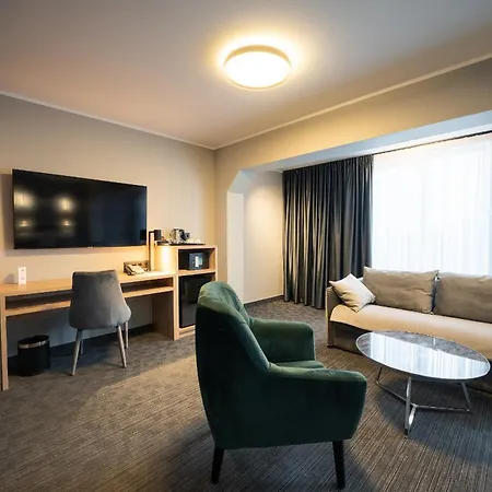 Bellevue Park With Free Parking Hotel 4*