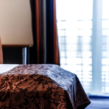 Hotel Bellevue Park With Free Parking Riga