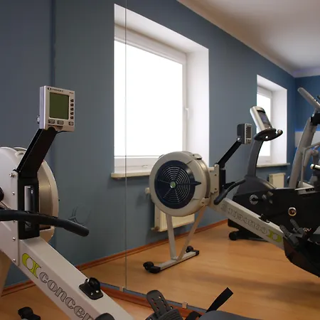 Bellevue Park With Free Parking 4*