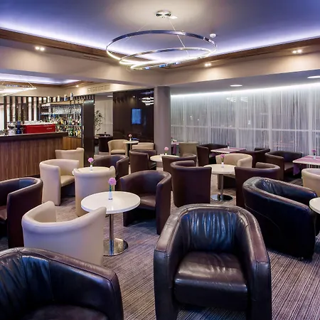 Bellevue Park With Free Parking Готель Рига