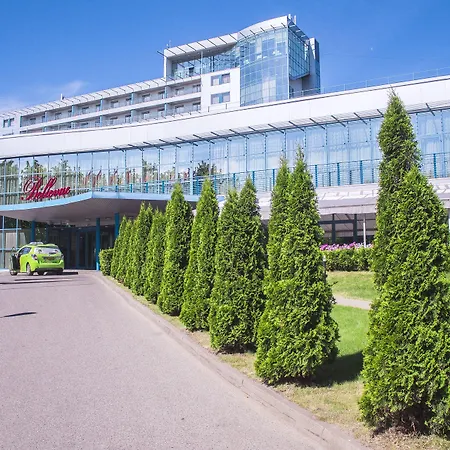 Bellevue Park With Free Parking 4*