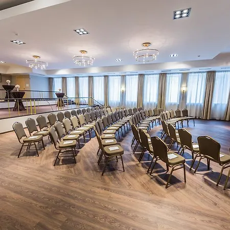 Bellevue Park With Free Parking 4* Рига