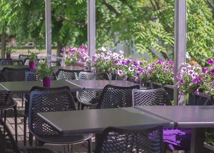 Bellevue Park With Free Parking Riga