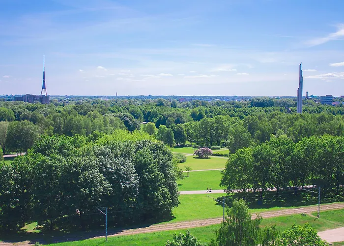 Bellevue Park With Free Parking