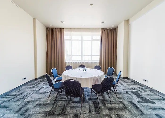 Bellevue Park With Free Parking