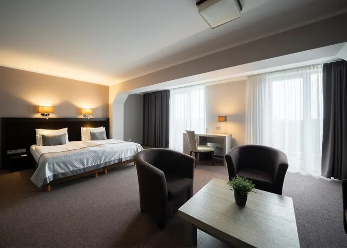 Bellevue Park With Free Parking 4*