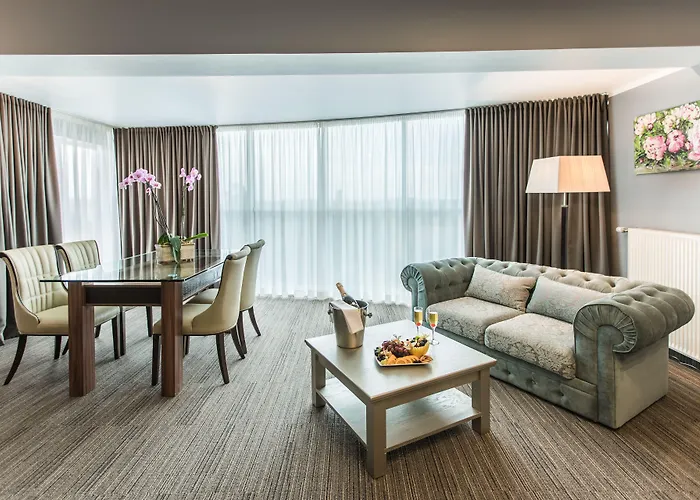 Hotel Bellevue Park With Free Parking Riga