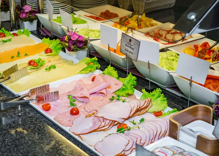 Bellevue Park With Free Parking 4*