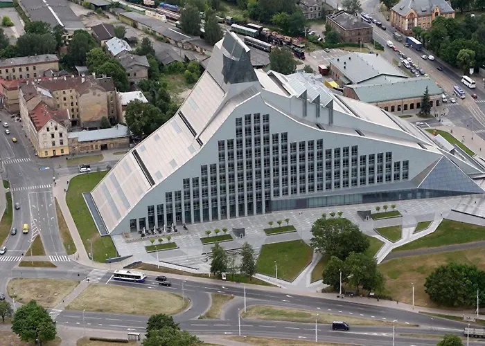 Bellevue Park With Free Parking Hotel 4*