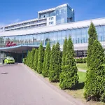 Bellevue Park With Free Parking 4*
